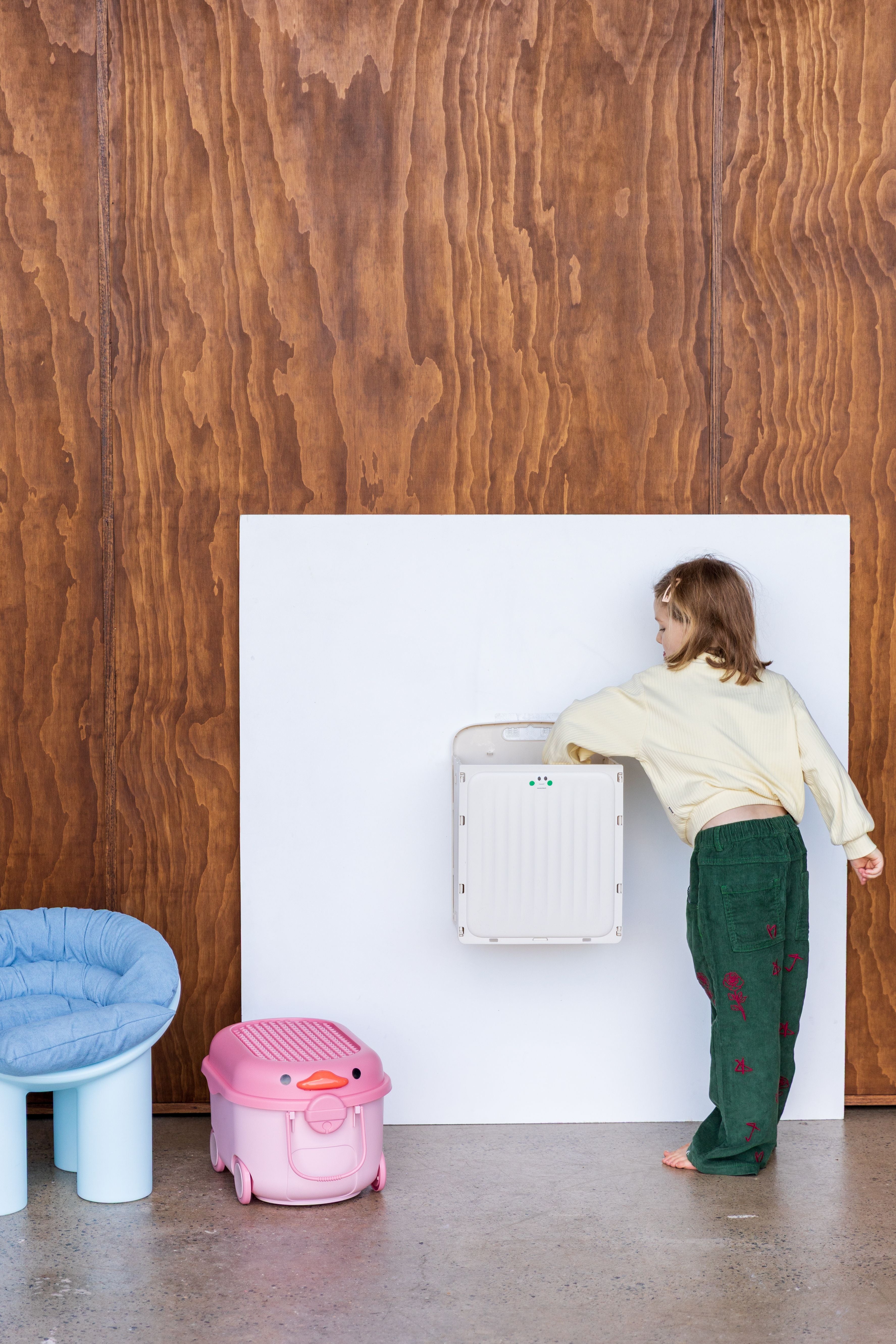 Milk bottle - Wall Pocket