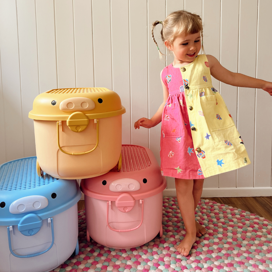 ‘Ride a Long Storage - Powder Pink Pig - Medium