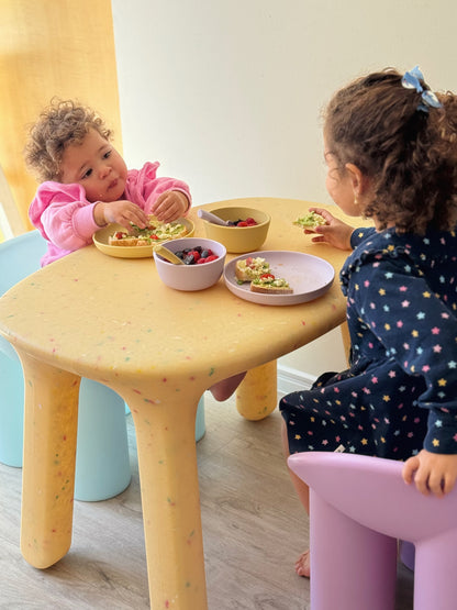 Limoncello Confetti Table
