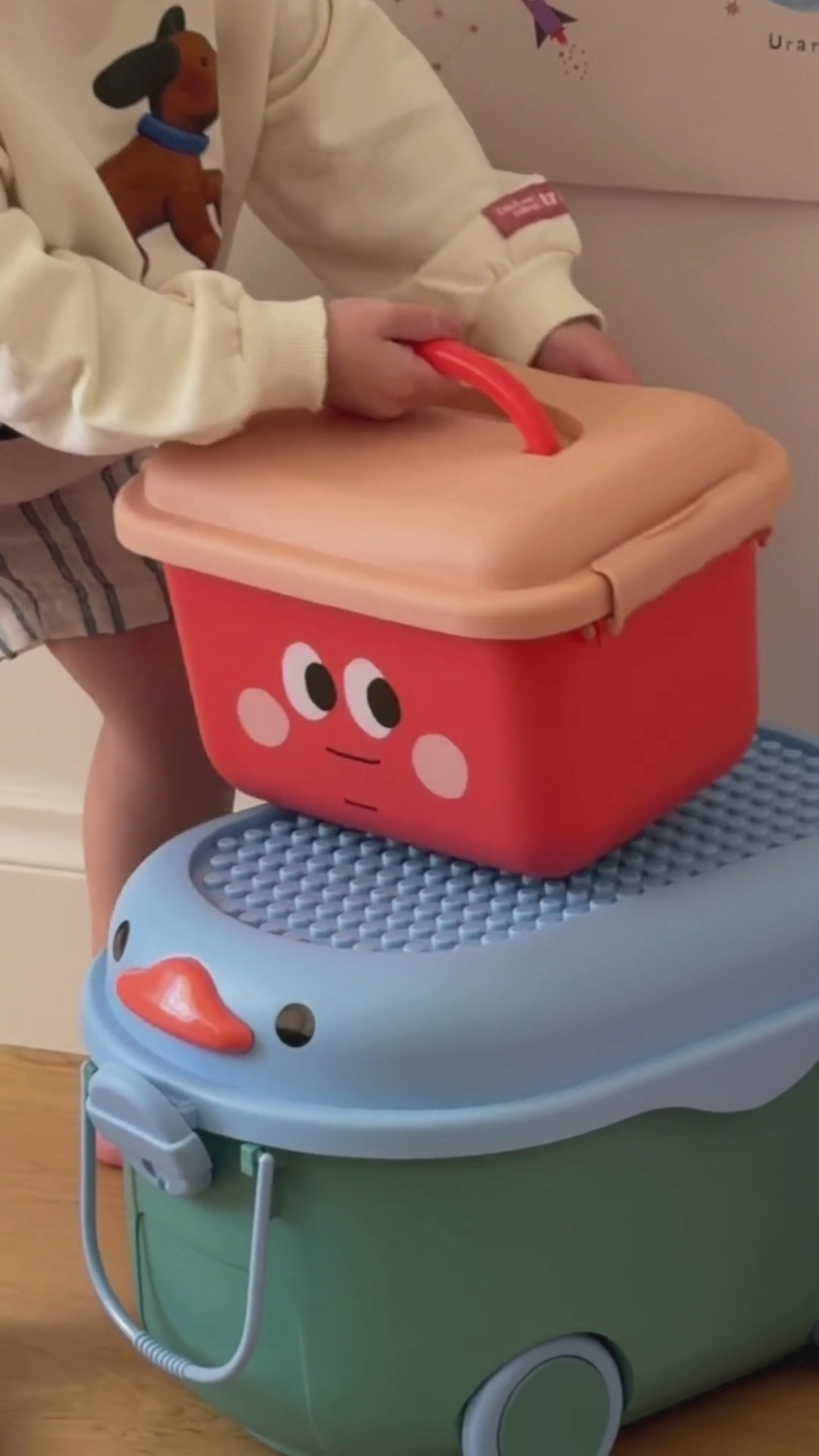 Load video: 